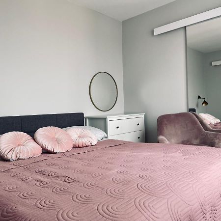 Apartament Kolobrzeg Lägenhet Exteriör bild
