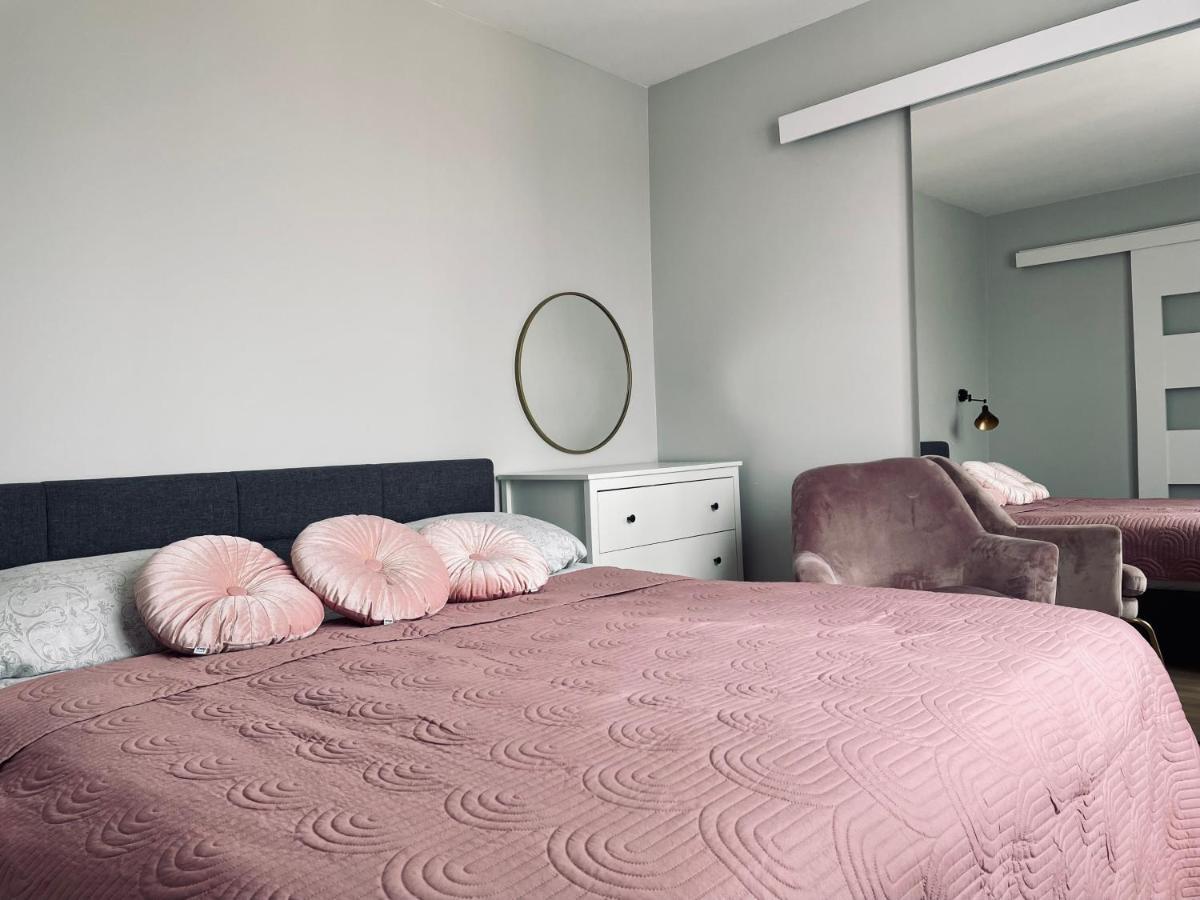 Apartament Kolobrzeg Lägenhet Exteriör bild